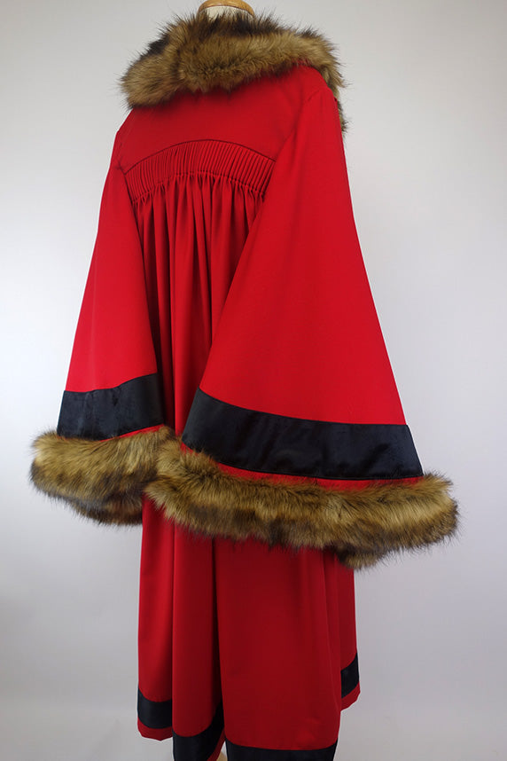 Buy Velvet and Faux Fur Mayor Robe with Lace Collar Jabot Online at ...