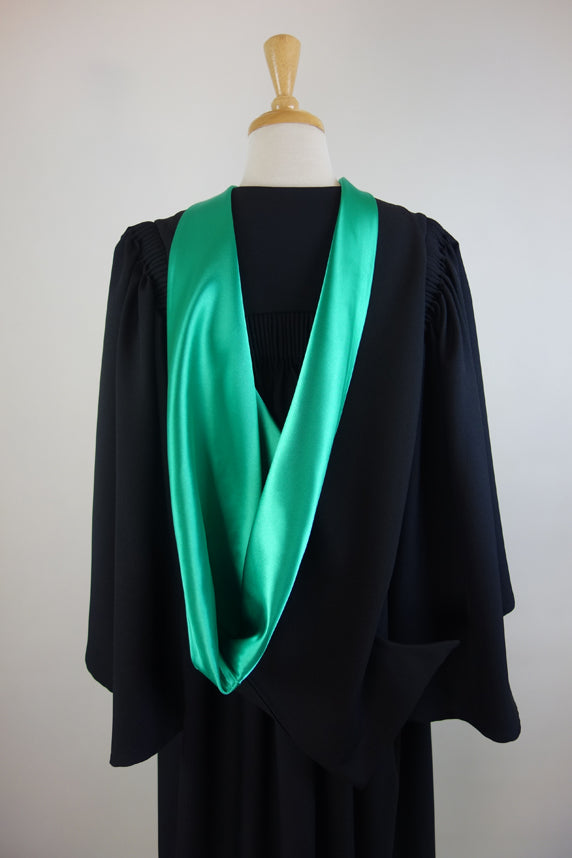 Individual Hire of Bachelor Graduation Gown Set