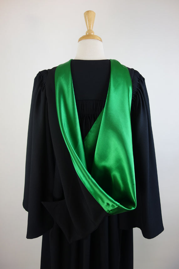 Individual Hire of Bachelor Graduation Gown Set